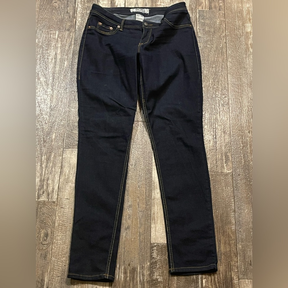 17/21 Exclusive Denim Straight Leg Jeans Women's 10 Blue Dark Wash Low Rise